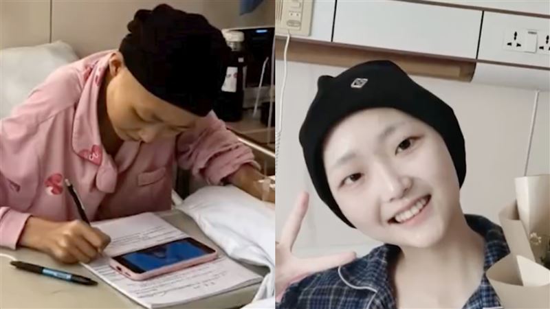 張敬雯積極對抗病魔,在病床上仍堅持學習。(圖/翻攝自微博)