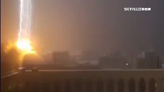 雷神之錘！澎湖雷雨交加場面震撼