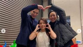 歌手艾薇宣布加入邱鋒澤公司（圖／翻攝自IG）