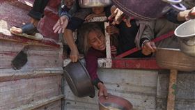 ▲加薩正面臨嚴重人道飢荒危機。（圖／美聯社／達志影像）