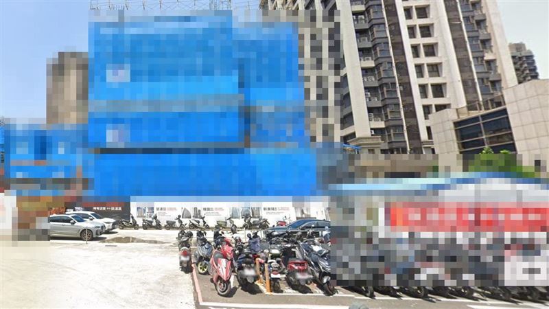 新莊某建案工地發生工人墜樓意外。（圖／翻攝自GoogleMap）