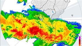 ▲「台南式 Tainan Style」分享雷達回波圖。（圖／翻攝自台南式 Tainan Style臉書）