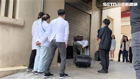 新北,新莊,箱屍,里長,塑膠袋,板殯,相驗。（圖／記者莊淇鈞攝影）