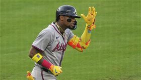 ▲亞古納（Ronald Acuna Jr.）29日敲出1發長達468英尺的超遠全壘打。（圖／美聯社／達志影像）