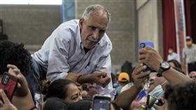 ▲宏都拉斯親美右翼的反對黨總統候選人阿斯夫拉誓言要加強與美國的關係、恢復與台灣邦交。（圖／美聯社／達志影像）