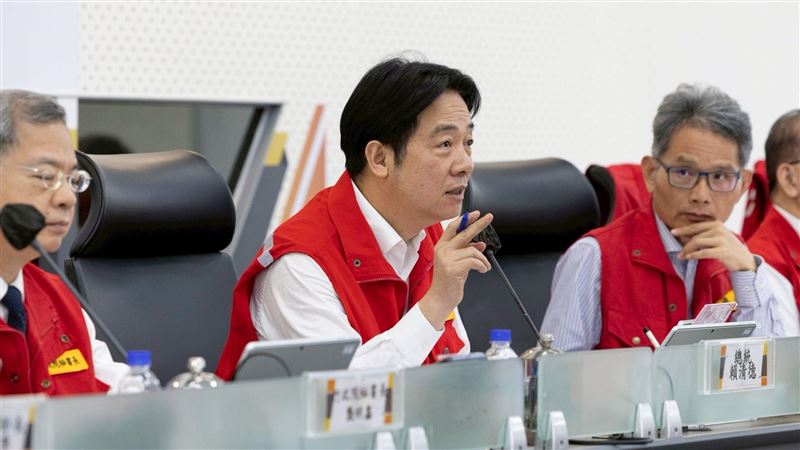 大罷免後首露面　賴清德視察災害應變中心