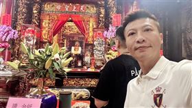 台語歌王方順吉宣布離開台灣。（圖／翻攝自臉書）