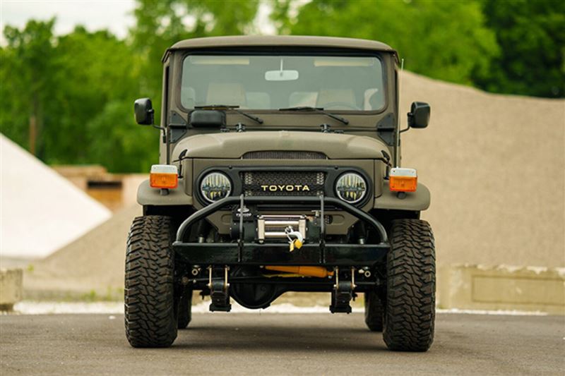 修復版Toyota Land Cruiser FJ40。(翻攝Legacy Overland網站)