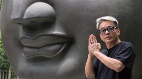 詹惟中在上海(圖／翻攝臉書）