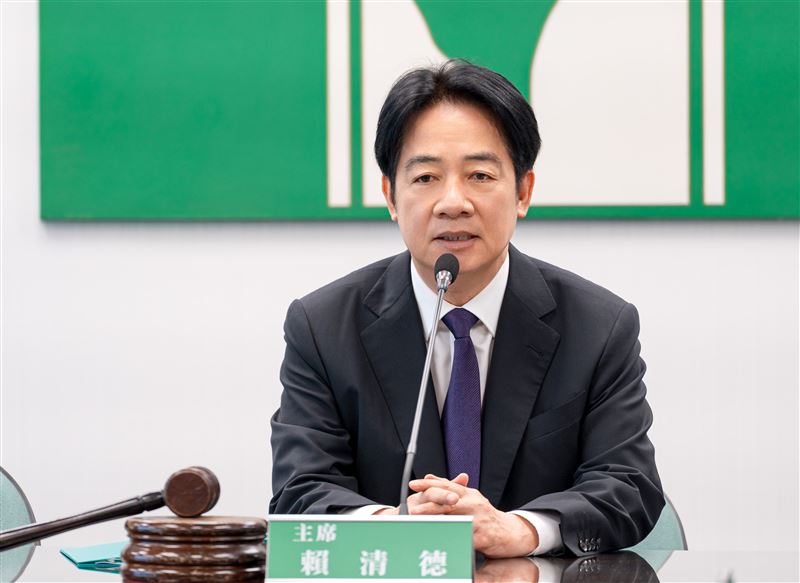 身兼民進黨主席的總統賴清德主持中常會。(圖/民進黨提供)