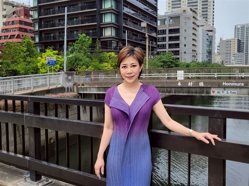 積極對抗胰臟癌的作家小彤為沈玉琳加油打氣。(圖/翻攝自小彤臉書)