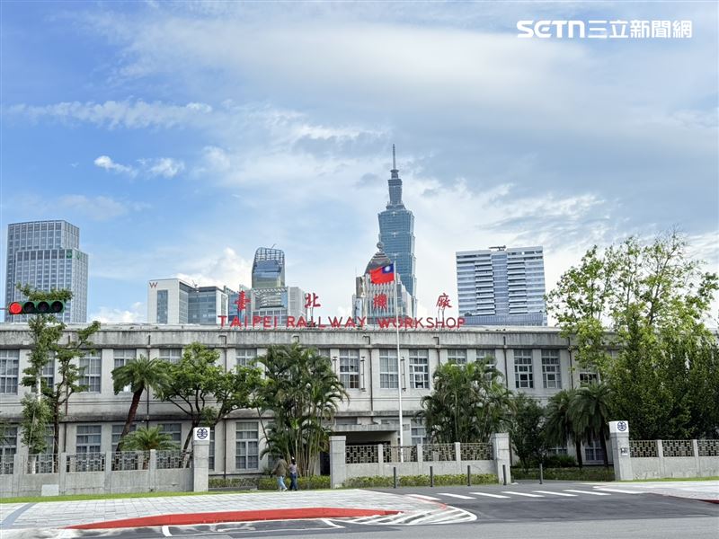 國家鐵道博物館歷經近9年古蹟修復與整備,7月31日正式開放第一階段園區與展覽空間。(圖/記者李育道攝影)