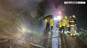 寶來,高雄,桃源區,路基,落石,意外,墜谷,六龜,NISSAN,坍塌