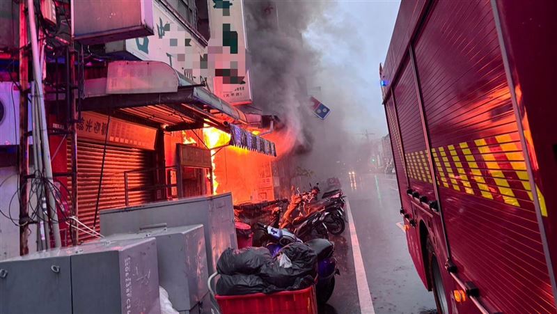 新／太平惡火1家5口急送醫　1男亡1童救回
