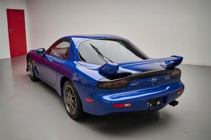 這輛RX-7 Spirit R Type A全程由Mazda原廠保養、未經任何改裝。（翻攝Collecting Cars網站）