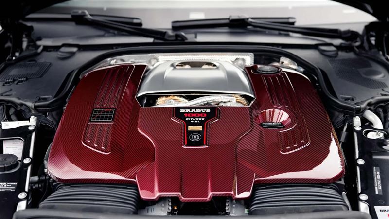 V8引擎壓榨出986匹馬力。(翻攝Brabus網站)