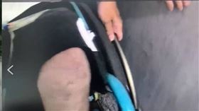 大安警日前協助1名癱瘓男子返家。（圖／翻攝畫面）