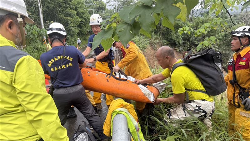 事故已知造成2人死亡，其餘３人待尋。（圖／翻攝畫面）