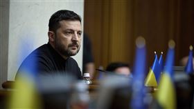 ▲烏克蘭總統澤倫斯基面臨國內外壓力加劇。（圖／美聯社／達志影像）