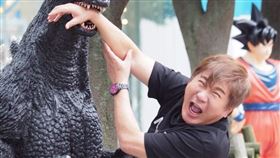 胡瓜介紹日本景點。（圖／《下面一位》提供）