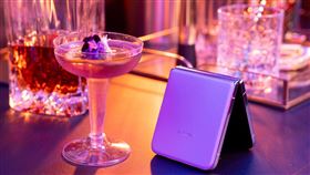 父親節活動期間Xiaomi MIX Flip限時直降NT$10,000，優惠價NT$19,999。（圖／品牌業者提供）