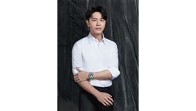  父親節送禮首選CITIZEN新「鈦」度！ 韋禮安帥氣上手送爸同款（業配勿用）