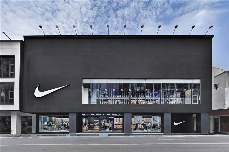 NIKE台中逢甲品牌體驗店位於逢甲商圈，打造最完整NIKE系列產品體驗區。（圖／品牌業者提供）