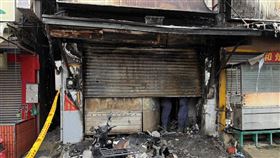 台中市,透天厝,火警,太平區,火災,住戶,受困,命危,牛肉麵店 ▲圖片描述。（圖／翻攝畫面）