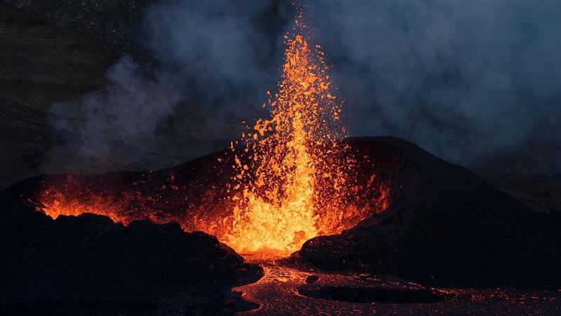 8.8強震連鎖反應 最活躍火山噴發驚動航安