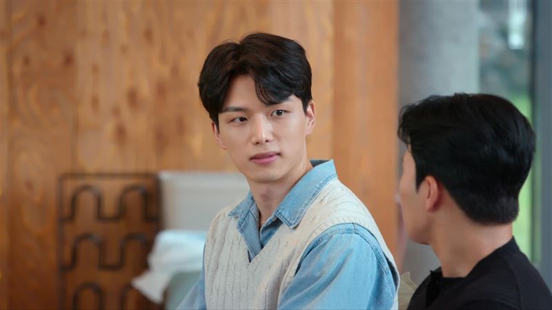 《母胎單身》載尹下節目後順利脫單。(圖/Netflix)