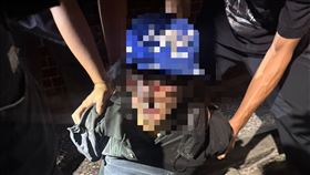 ▲新北警方偵辦箱屍命案，拘提一陳姓男子到案。（圖／翻攝畫面）