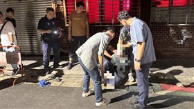 ▲新莊箱屍命案，陳男涉嫌棄屍路線曝光，警赴新莊一處民宅逮人。（圖／翻攝畫面）