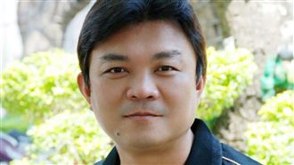 涉賣職位撈240萬…公務車私用！鎮長收押