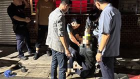 ▲新莊箱屍命案，陳男涉嫌棄屍路線曝光，警赴新莊一處民宅逮人。（圖／翻攝畫面）