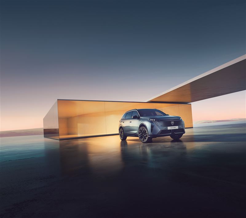 PEUGEOT 5008豪華休旅。（PEUGEOT提供）