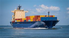 ▲美國宣布對台課徵20%暫時性關稅，引發各界高度關注，汪浩批評台灣錯失與美同步完稿時機，談判節奏明顯落後，較日韓已完成談判，台灣仍處於被動接單的不利位置，美方併案處理半導體關稅，暗示對台戰略期待與壓力並存。（示意圖／PIXABAY）