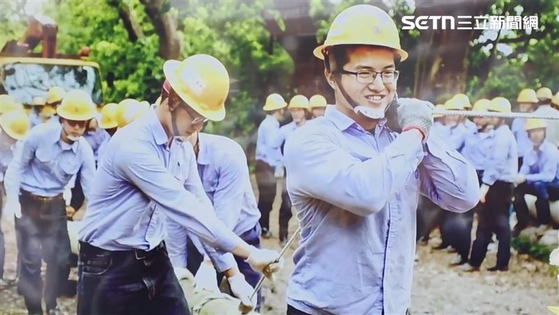 李元瀚喜歡健身、熱愛工作,同事都喚他「浩克」。(圖/記者廖國雄攝影)
