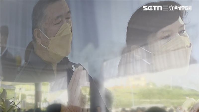 李父強忍白髮忍送黑髮人的痛,堅強面對模樣,讓人不忍鼻酸。(圖/記者廖國雄攝影)