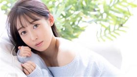 咲野瑞希在影片飾演弓箭手，技術超好爆紅。（圖／翻攝自X）