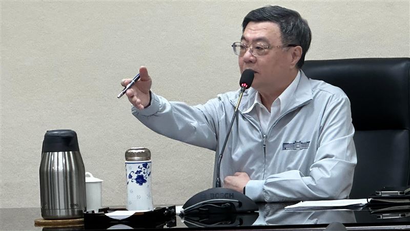 卓榮泰指示各部會,特別條例修正以國家財政結構、各項施政優先順序與朝野溝通。(圖/行政院提供)