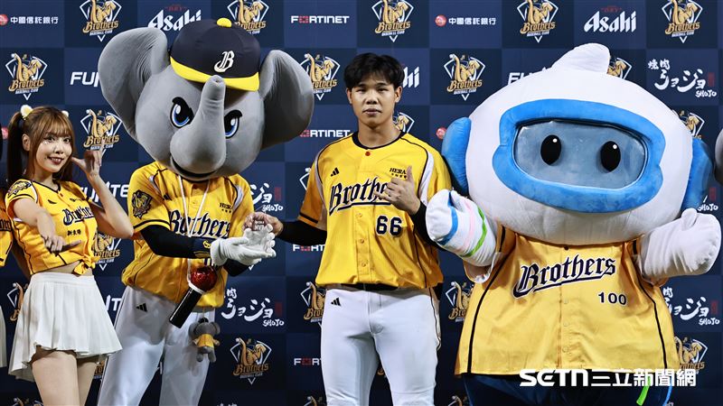 中信兄弟黃韋盛拿下單場MVP。（圖／記者劉彥池攝影）