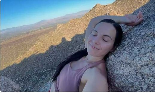 女網紅漢娜穆迪登山失蹤身亡。(圖/翻攝自IG)