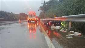 車禍,自撞,消失,騎士,高雄