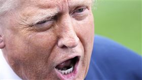 ▲美國總統川普，以加拿大未能有效遏制芬太尼流入美國為由加徵關稅。（圖／美聯社／達志影像）