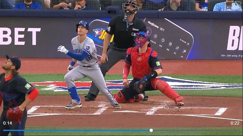 雅澤姆斯基(Mike Yastrzemski)轉皇家首打席開轟。(圖/翻攝自MLB官網)