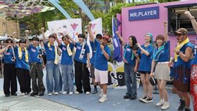 《玩很大》環島餐車熱力開跑　揮別收攤傳言。（圖／《綜藝玩很大》提供）