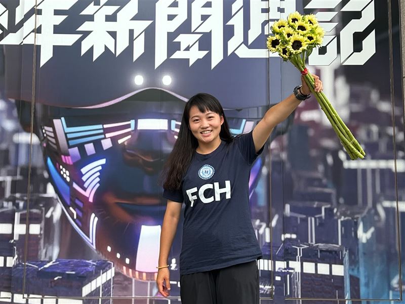 簡奇陞對於一路走來的教育信念從未動搖。（圖／鏡電視提供）