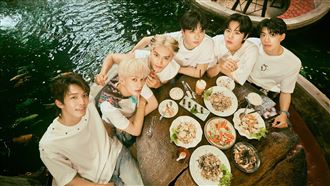 Ozone拍寫真上演濕身秀！飛清邁大象同遊