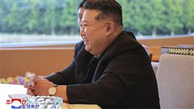 ▲北韓涉派IT工作者至海外用假身分工作，再讓其上繳85%薪水給政府，圖為北韓最高領導人金正恩。（圖／美聯社／達志影像）