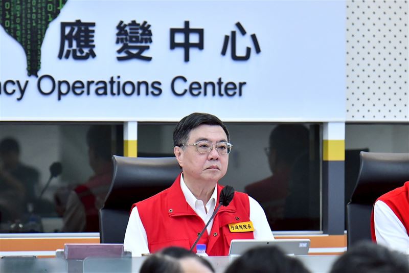 行政院長卓榮泰今(3)日視導「0728豪雨中央災害應變中心」。(圖/行政院提供)